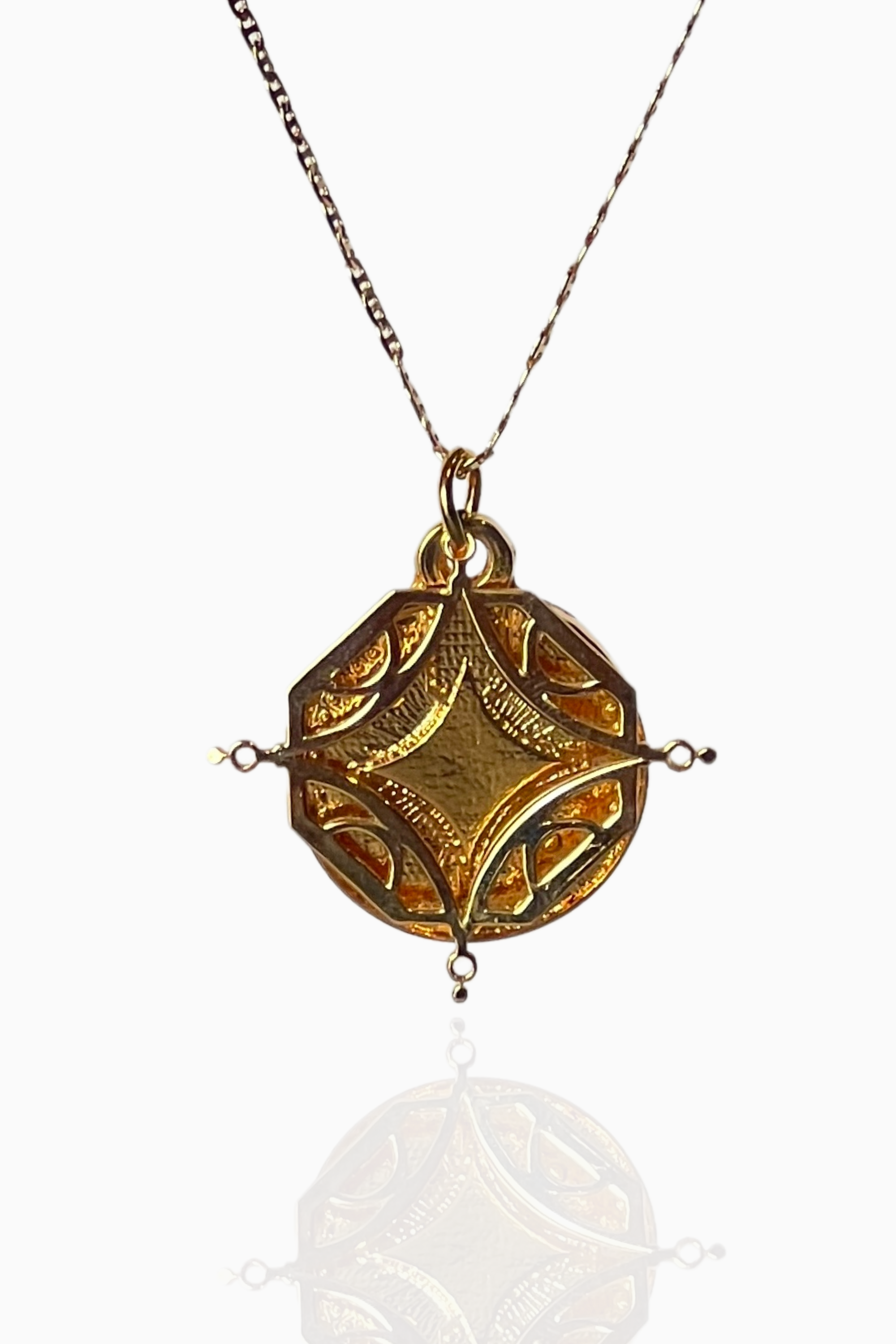 Double Lush Charm Gold