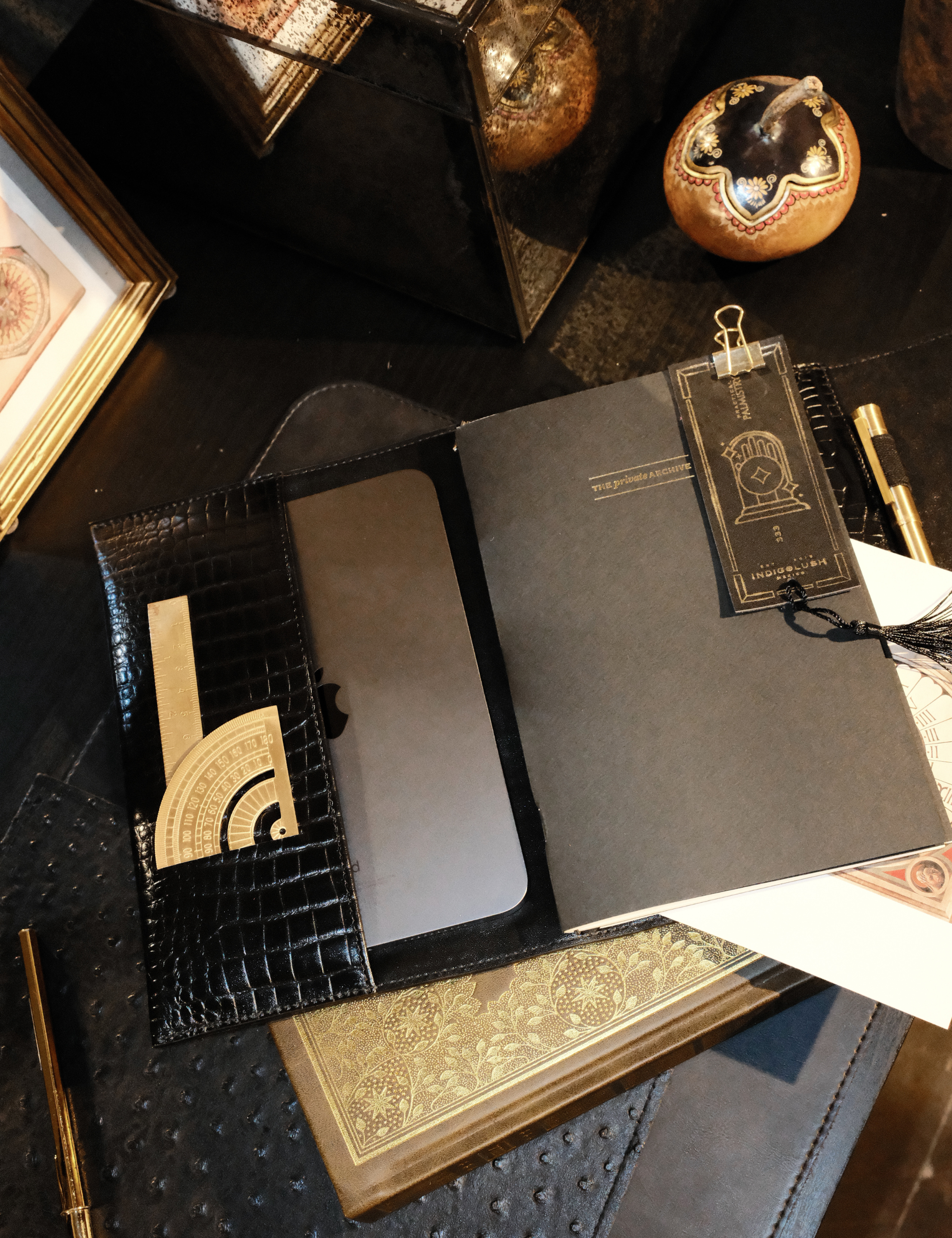 The Private Archive Journal Black