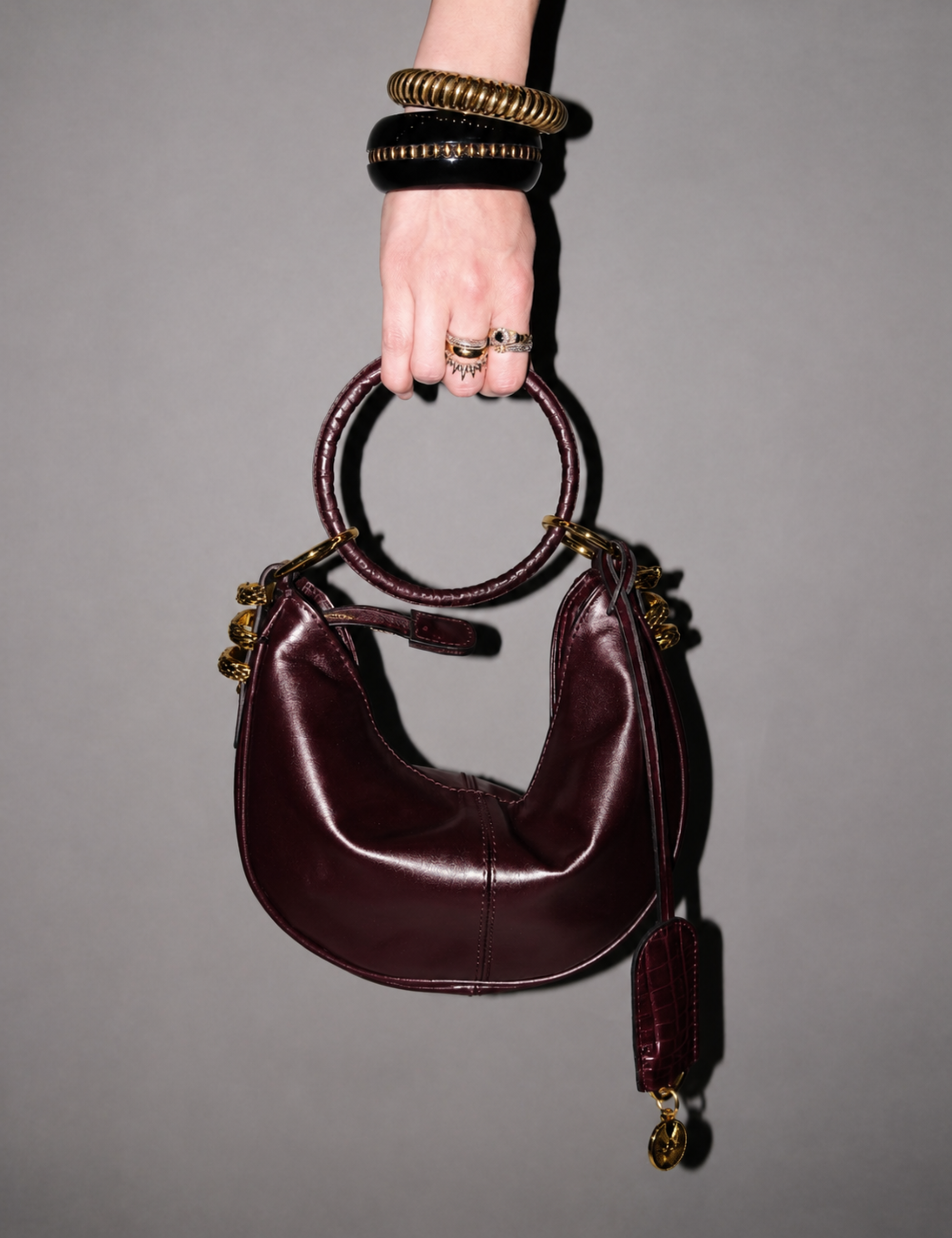 Mini Ivy Oracle Hiss Black Cherry Smooth